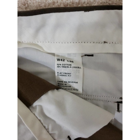 DOCKERS ~Men's 42×30~ Plush Twill Cotton Chino Pants Classic Fit Flat Front. - Picture 11 of 16
